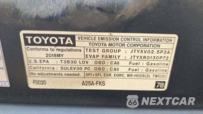 2018 Toyota Camry SE - zdjęcie 17 z 44 - miniatura