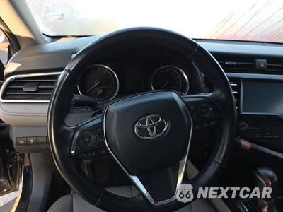 2018 Toyota Camry SE - zdjęcie 10 z 44 - miniatura