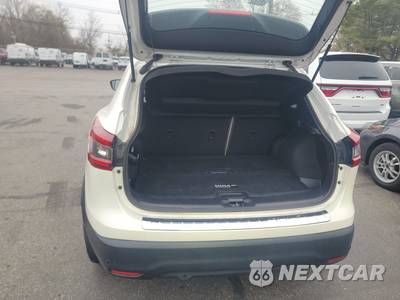 2021 Nissan Rogue Sport SV - zdjęcie 16 z 28 - miniatura