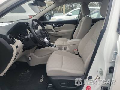 2021 Nissan Rogue Sport SV - zdjęcie 7 z 28 - miniatura