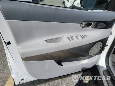 2022 Hyundai NEXO Limited - zdjęcie 9 z 17 - miniatura