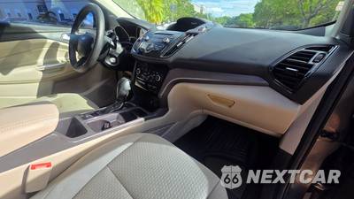 2018 Ford Escape SE - zdjęcie 14 z 19 - miniatura