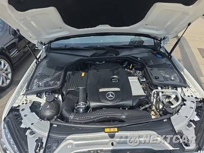 2018 Mercedes-Benz C 300 4MATIC Convertible - zdjęcie 18 z 29 - miniatura