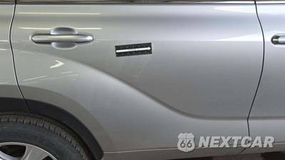 2023 Toyota Highlander LE - zdjęcie 7 z 11 - miniatura