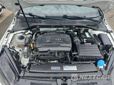 2016 Volkswagen Golf GTI S Hatchback - zdjęcie 18 z 23 - miniatura