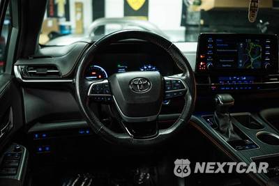 2021 Toyota Sienna XSE 7-Passenger 120.5" WB - zdjęcie 17 z 31 - miniatura