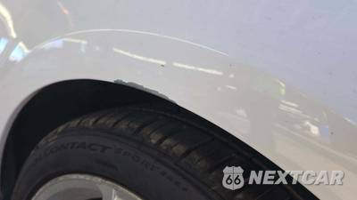 2012 Volkswagen Golf R w/Sunroof & Navigation - zdjęcie 19 z 29 - miniatura