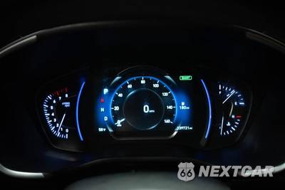 2020 Hyundai Santa Fe SEL - zdjęcie 19 z 32 - miniatura