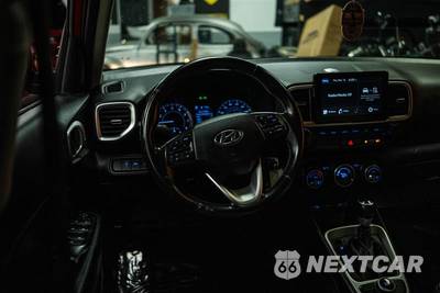 2022 Hyundai Venue SEL - zdjęcie 14 z 25 - miniatura