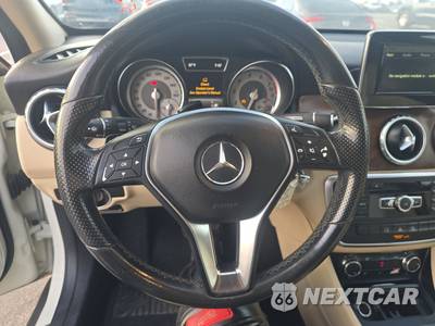 2015 Mercedes-Benz GLA 250 - zdjęcie 10 z 33 - miniatura