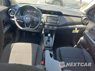 2025 Nissan Kicks Play - zdjęcie 14 z 26 - miniatura