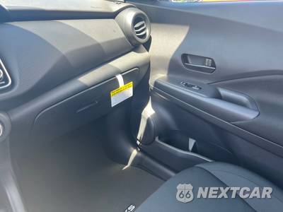 2025 Nissan Kicks Play - zdjęcie 20 z 26 - miniatura