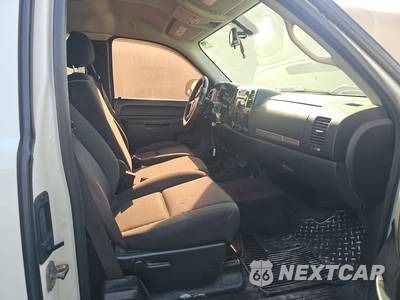 2013 Chevrolet Silverado 1500 LT Extended Cab Medium Bed 1LT w/Rear Doors - zdjęcie 8 z 17 - miniatura