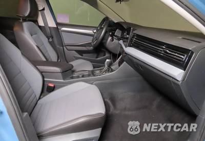 2025 Volkswagen Jetta SE - zdjęcie 5 z 10 - miniatura