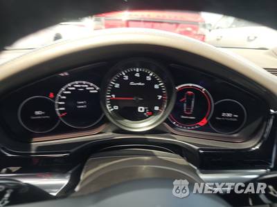 2020 Porsche Panamera Turbo - zdjęcie 12 z 20 - miniatura