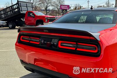 2023 Dodge Challenger SRT Hellcat Jailbreak - zdjęcie 34 z 60 - miniatura