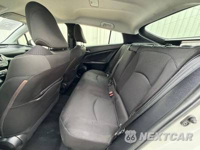 2019 Toyota Prius LE - zdjęcie 37 z 47 - miniatura