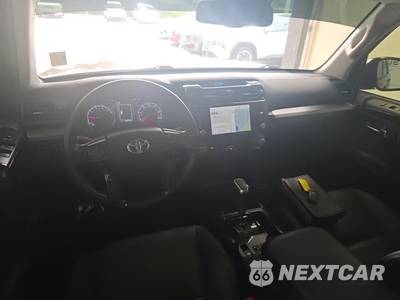 2020 Toyota 4Runner TRD Off-Road Premium - zdjęcie 14 z 36 - miniatura