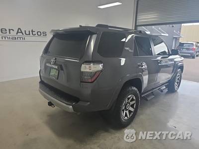 2020 Toyota 4Runner TRD Off-Road Premium - zdjęcie 4 z 36 - miniatura