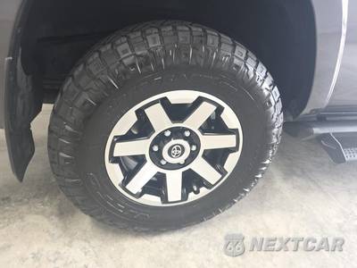 2020 Toyota 4Runner TRD Off-Road Premium - zdjęcie 10 z 36 - miniatura