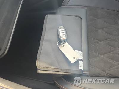 2021 Nissan Maxima SR - zdjęcie 22 z 23 - miniatura