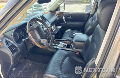 2015 INFINITI QX80 - zdjęcie 9 z 38 - miniatura