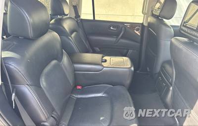 2015 INFINITI QX80 - zdjęcie 15 z 38 - miniatura
