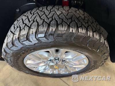 2023 Chevrolet Silverado 2500HD High Country Crew Cab Medium Bed 3LZ - zdjęcie 18 z 40 - miniatura