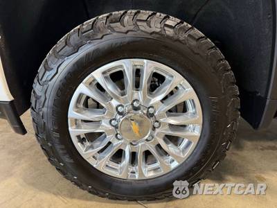 2023 Chevrolet Silverado 2500HD High Country Crew Cab Medium Bed 3LZ - zdjęcie 16 z 40 - miniatura