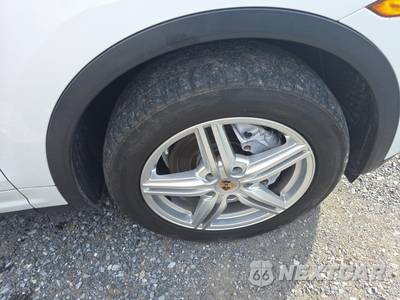 2014 Porsche Cayenne Diesel - zdjęcie 9 z 34 - miniatura