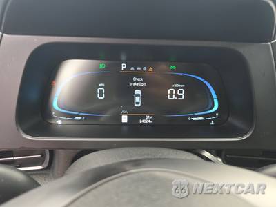 2025 Hyundai Elantra SEL Sport - zdjęcie 12 z 18 - miniatura