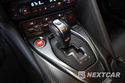 2021 Nissan GT-R Premium - zdjęcie 52 z 86 - miniatura
