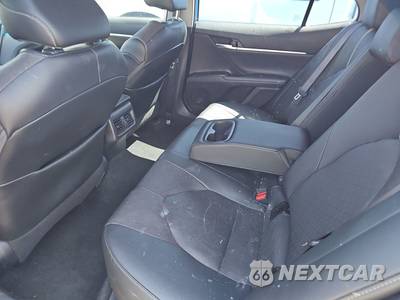 2020 Toyota Camry XSE - zdjęcie 13 z 25 - miniatura