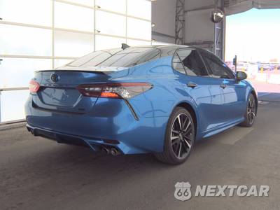 2020 Toyota Camry XSE - zdjęcie 4 z 25 - miniatura
