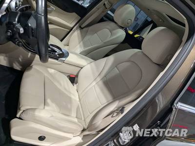2016 Mercedes-Benz GLC 300 4MATIC - zdjęcie 18 z 52 - miniatura