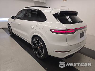 2021 Porsche Cayenne Coupe E-Hybrid Turbo S - zdjęcie 31 z 38 - miniatura