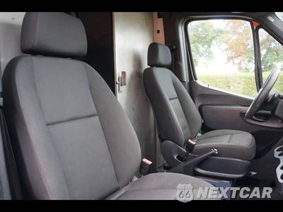 2019 Mercedes-Benz Sprinter 2500 Cargo Van High Roof 170.0" WB - zdjęcie 33 z 45 - miniatura