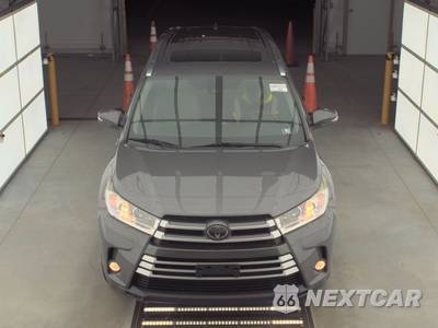 2017 Toyota Highlander XLE - zdjęcie 2 z 21 - miniatura
