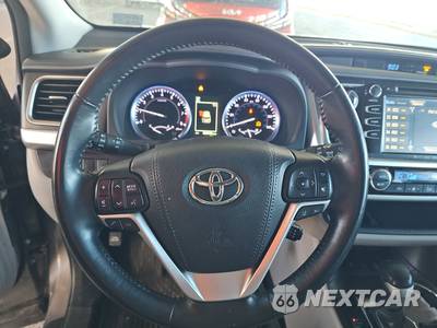 2017 Toyota Highlander XLE - zdjęcie 10 z 21 - miniatura