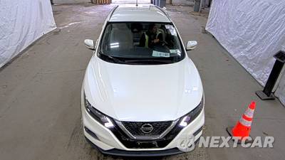 2021 Nissan Rogue Sport SV - zdjęcie 2 z 28 - miniatura