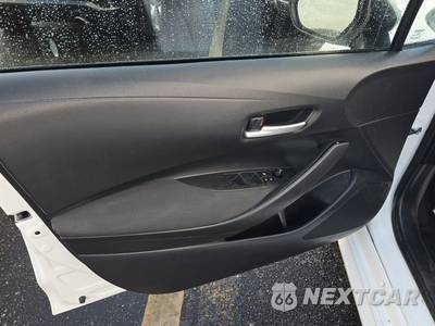 2025 Toyota Corolla Hybrid LE Sedan - zdjęcie 9 z 18 - miniatura