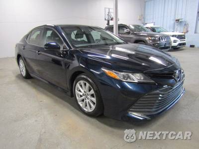 2018 Toyota Camry LE - zdjęcie 3 z 23 - miniatura
