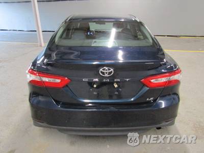 2018 Toyota Camry LE - zdjęcie 5 z 23 - miniatura