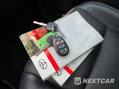2018 Toyota Sienna SE 8-Passenger 119.3" WB - zdjęcie 21 z 21 - miniatura