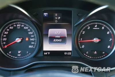 2018 Mercedes-Benz GLC 300 4MATIC - zdjęcie 24 z 42 - miniatura