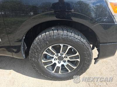 2024 Nissan TITAN SV Crew Cab Short Bed - zdjęcie 9 z 21 - miniatura