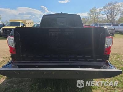 2024 Nissan TITAN SV Crew Cab Short Bed - zdjęcie 19 z 21 - miniatura