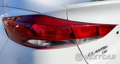 2018 Hyundai Elantra SE - zdjęcie 11 z 27 - miniatura