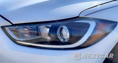 2018 Hyundai Elantra SE - zdjęcie 2 z 27 - miniatura