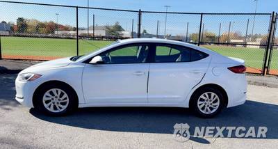 2018 Hyundai Elantra SE - zdjęcie 9 z 27 - miniatura